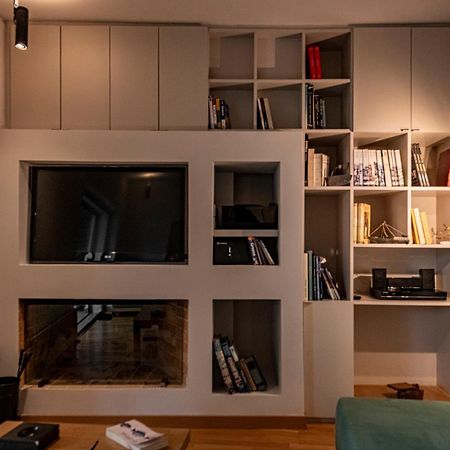 Hidesign Athens Tube Luxury Apt In Kolonaki Экстерьер фото