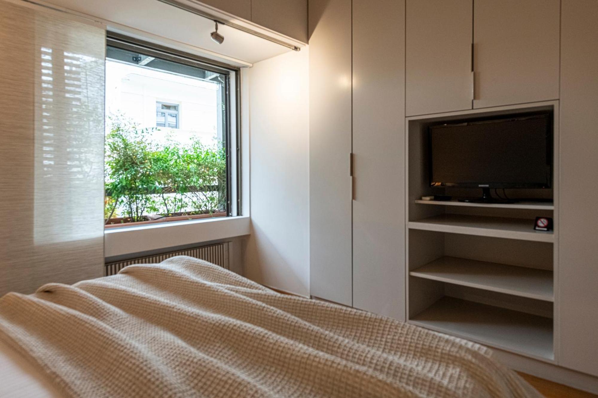 Hidesign Athens Tube Luxury Apt In Kolonaki Экстерьер фото
