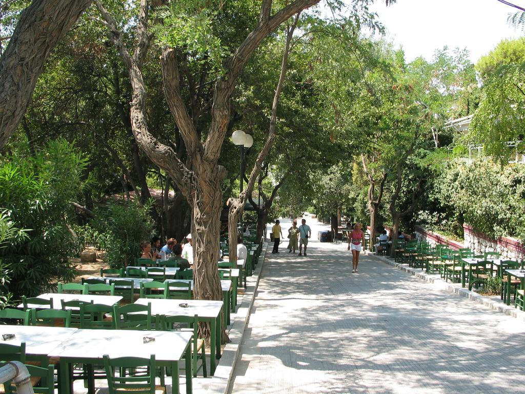 Hidesign Athens Tube Luxury Apt In Kolonaki Экстерьер фото